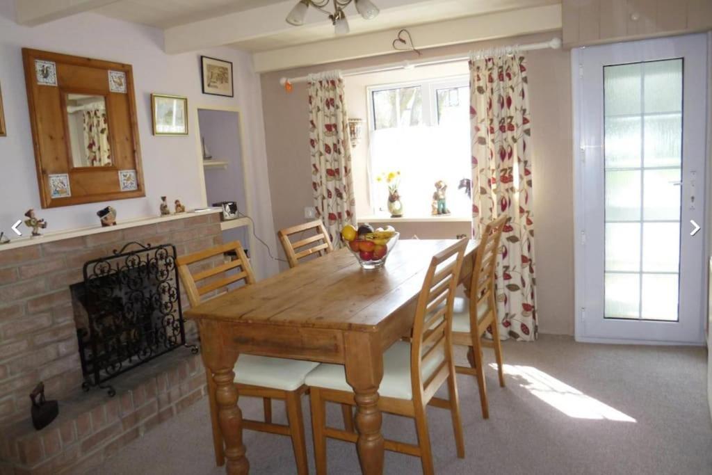 Lovely Cornish Cottage In Small Village Setting Saint Hilary  エクステリア 写真